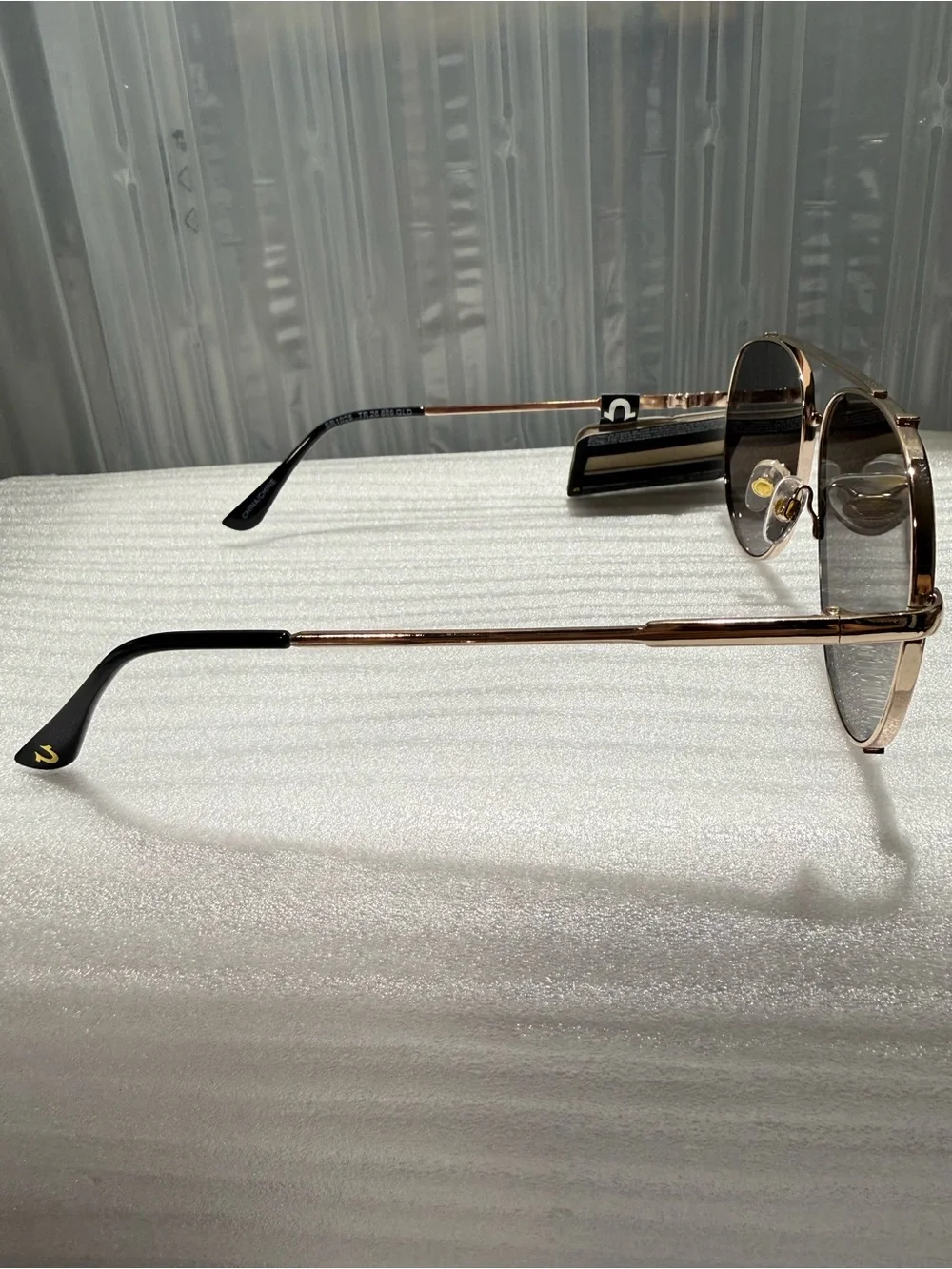 True Religion Unisex Double Bridge Gold Aviator Sunglasses NWT